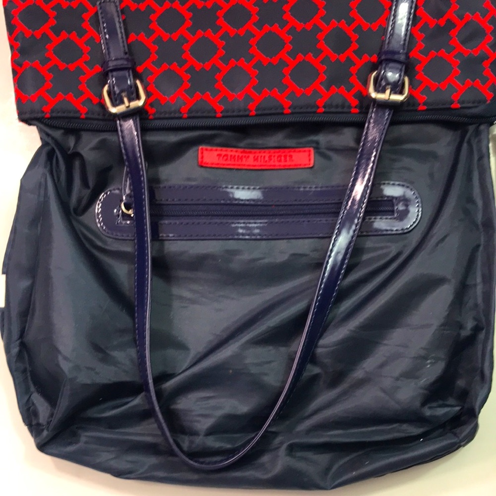 Tommy Hilfiger nylon bag in classic red and navy, EUC - Picture 8 of 12